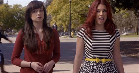 watch awkward season 1